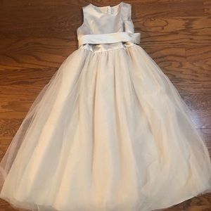 Girls Formal Flower Girl Dress Size 6